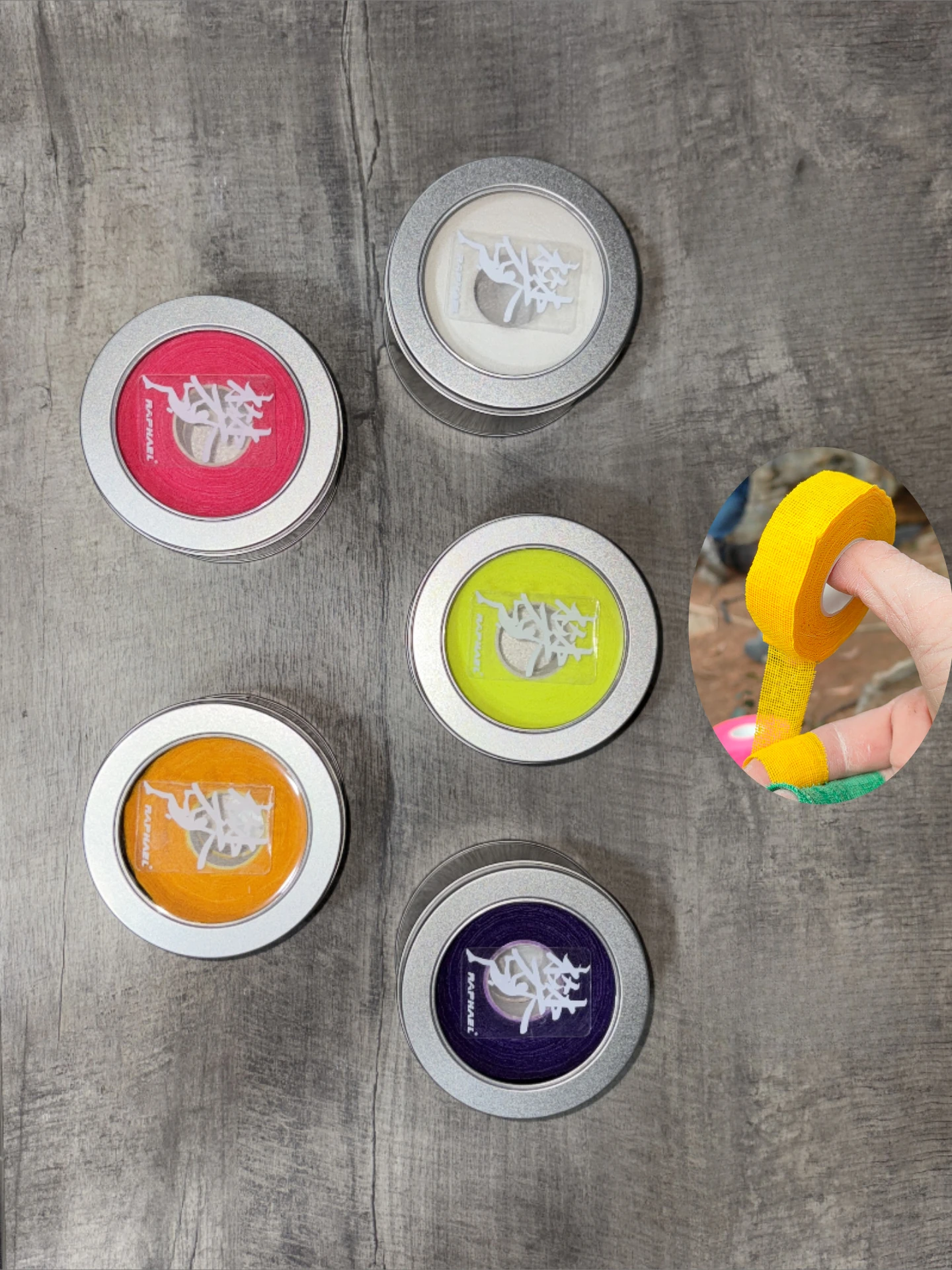 등산용 손가락 테이프. 통기성 있는 자가 접착 거즈 테이프는 물집, 찢김 및 마찰로부터 손을 보호합니다. 훈련에 적합합니다.