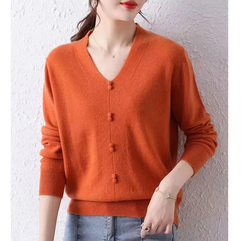 

Fashion V-Neck Knitted Korean Solid Color Sweaters Women Clothing 2023 Autumn New Loose Casual Pullovers All-match Commute Tops
