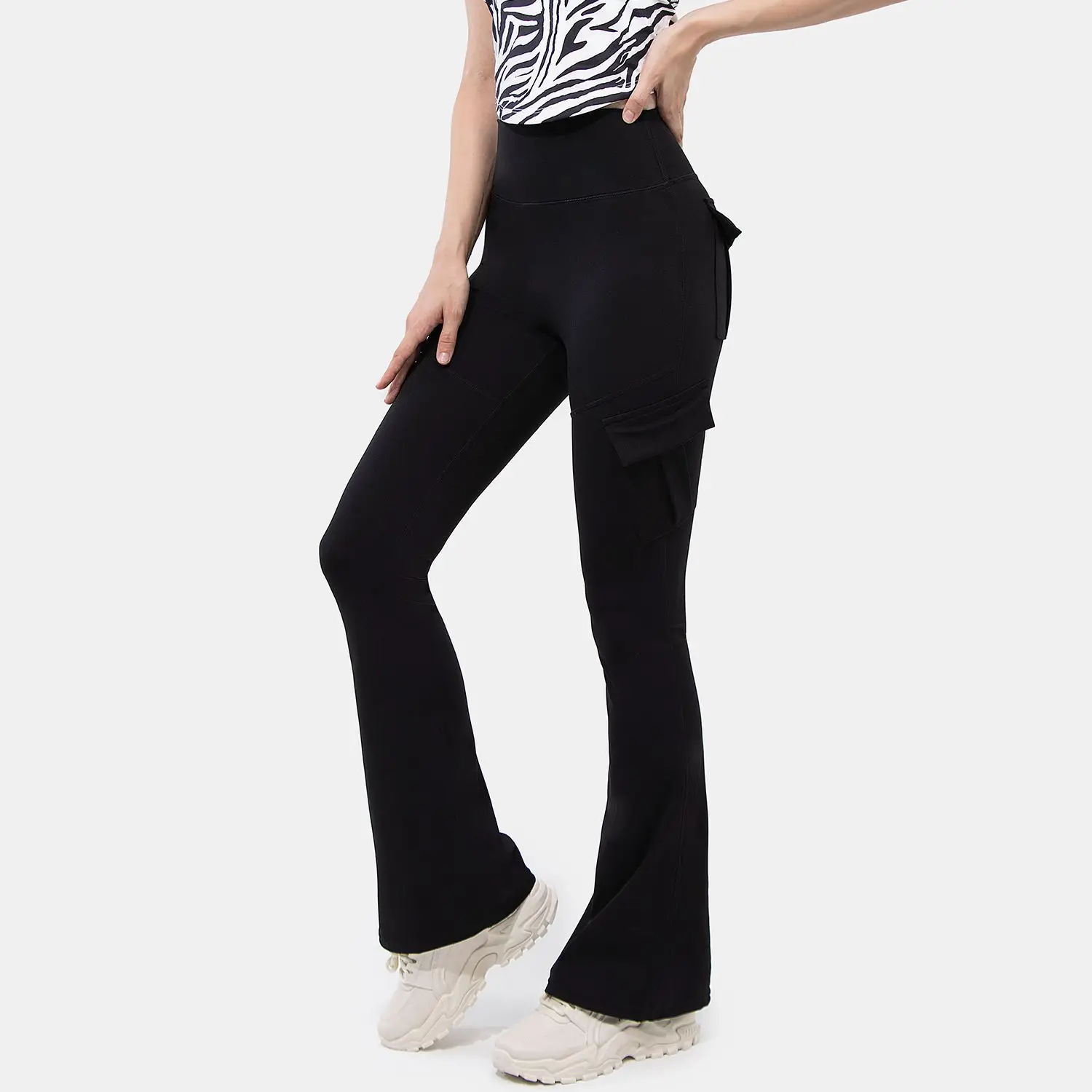 Open Crotch Outdoor Sex Cargo Trousers Peach Hip Push Up Leggings Gym Y2K Fitness Tight High Waist Bell-Bottom Pants with Pocket