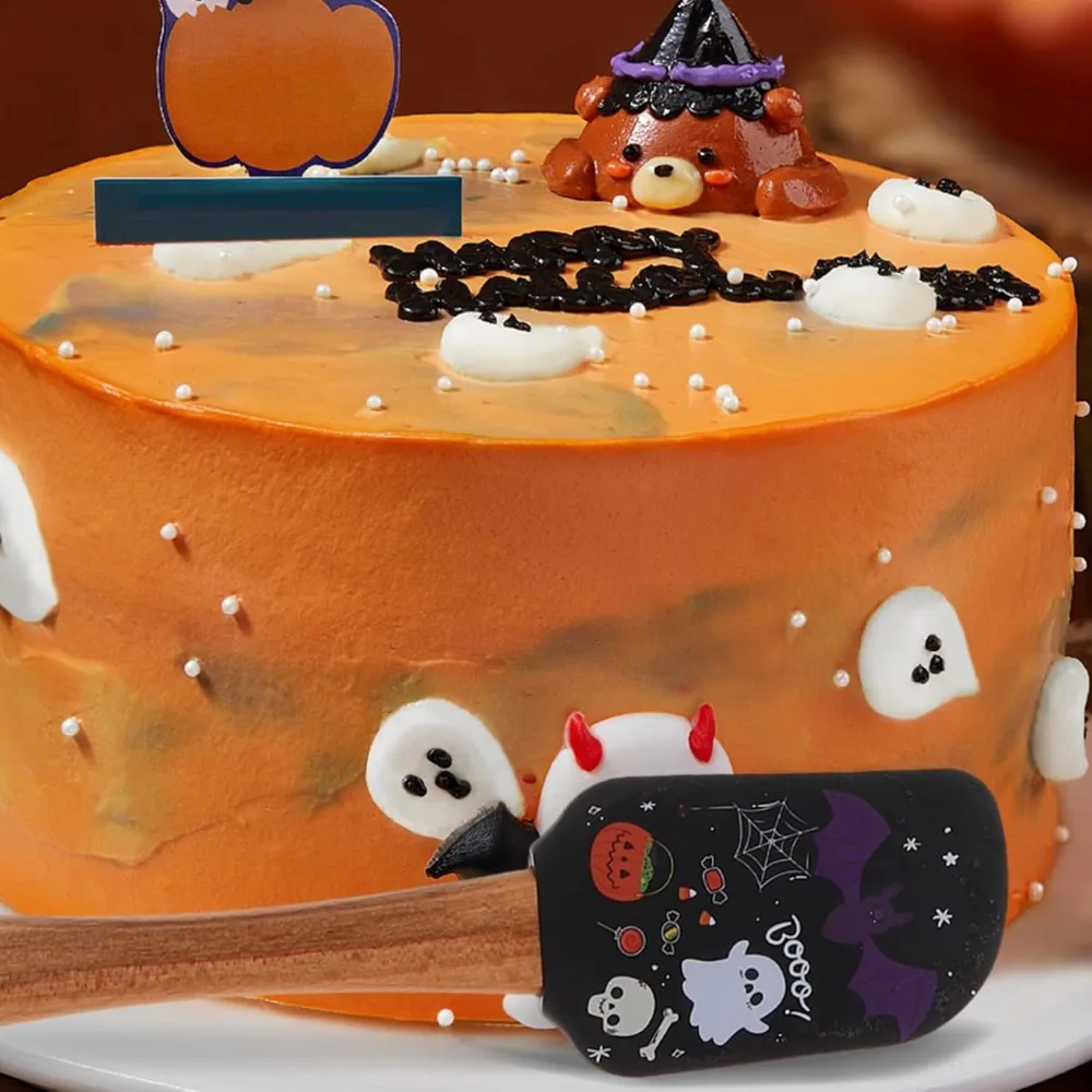 Halloween Wooden Handle Silicone Scraper Cream Spatula Pastry Baking Gadgets Kitchen Essentials Suitable for Home Baking