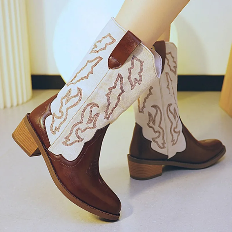

Ковбойские ботинки в западном стиле, женские ботинки средней длины на массивном каблуке с вышивкой и острым носком, черные кожаные ботинки разных цветов, женская зимняя Дизайнерская обувь