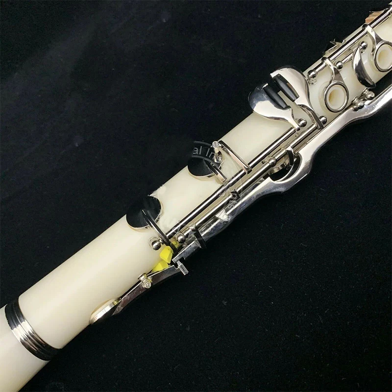 New First-class G key clarinet Ebony Wood White silver-plated keys Good material and sound with Case