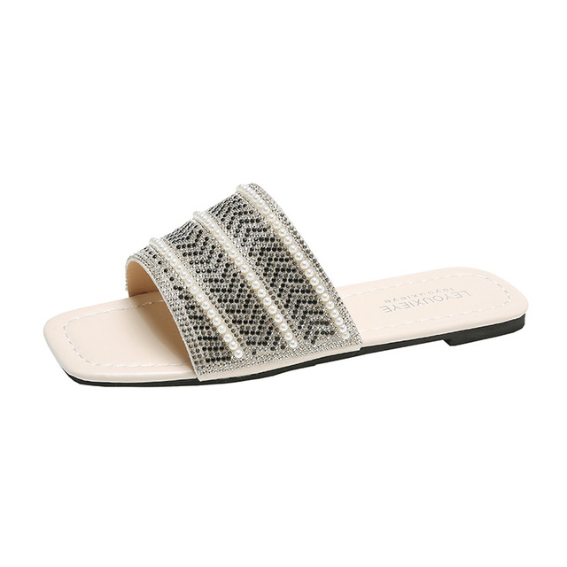 size sandals female new summer 2022 female fashion diamond fairy with flat square head wind cool slippers