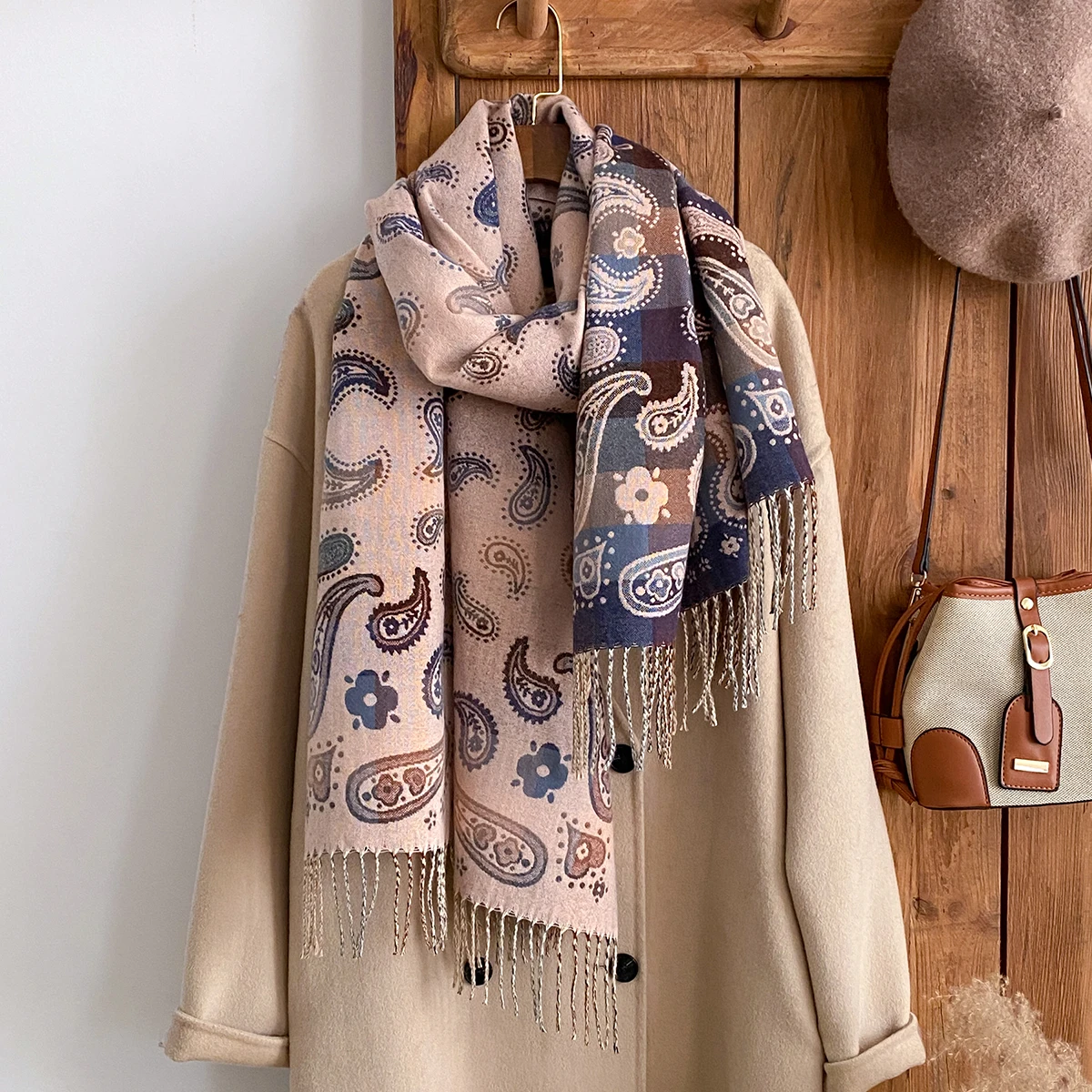 National Style Paisley Print Scarf Soft Warm Long Tassel Pashmina Shawl Autumn and Winter Outdoor Coldproof Windproof Blanket