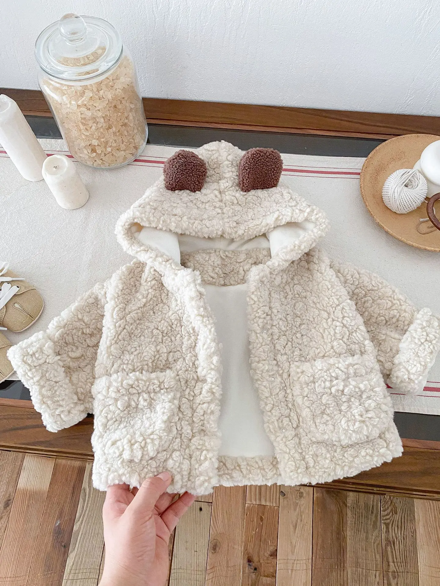 Winter New Baby Long Sleeve Plush Coat Plus Velvet Thick Infant Girls Bear Ears Hooded Cardigan Boys Cute Warm Jacket