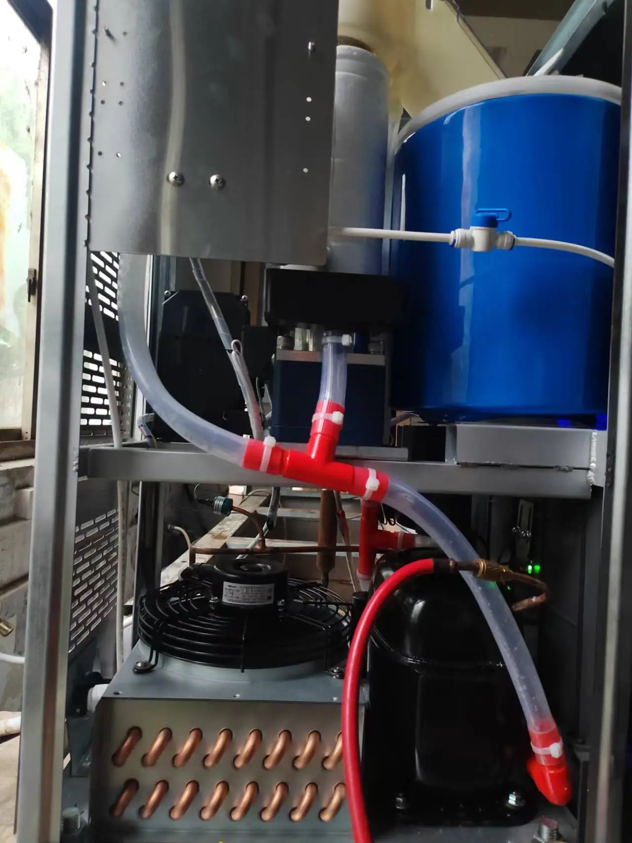 2024 Automatic Hot sale ice Water Dispenser with Ice Maker Water Dispenser Electric Stand Plastic factory 4