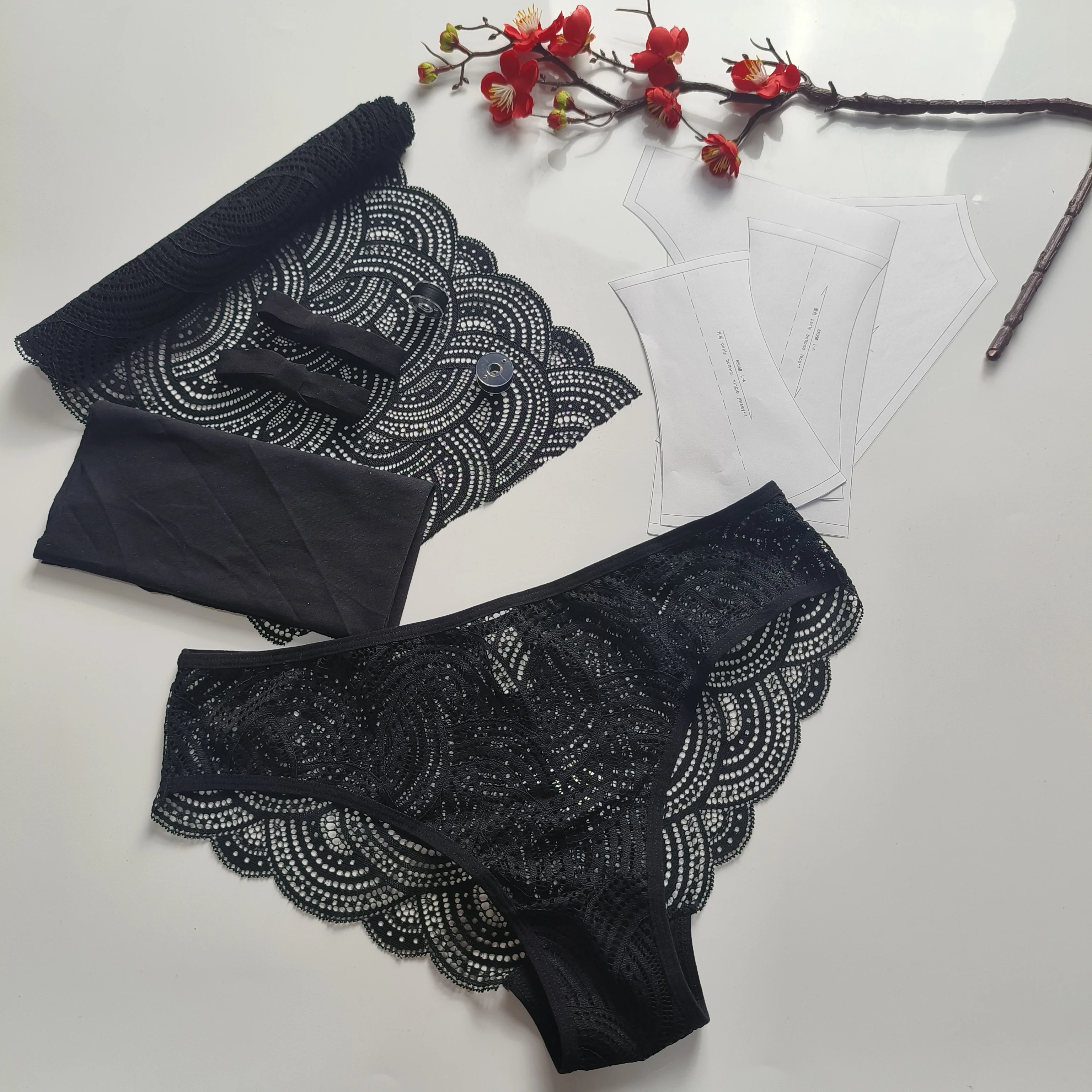 GUCCI | Black Women‘s Underwear Set | YOOX