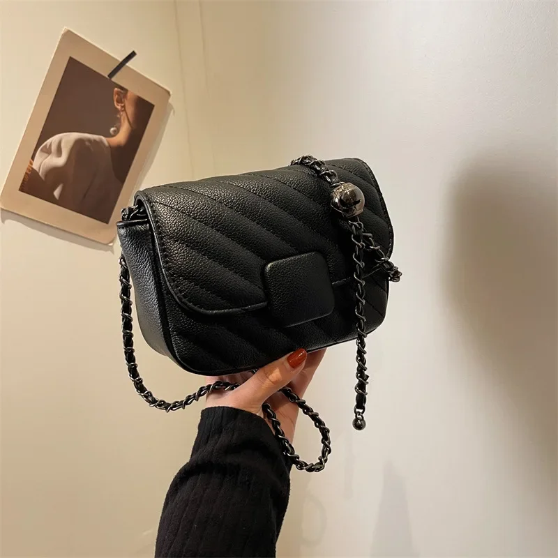 Women's Chain 2024 New High-Grade Fashion Small Square Plaid Retro Shoulder Messenger Bag