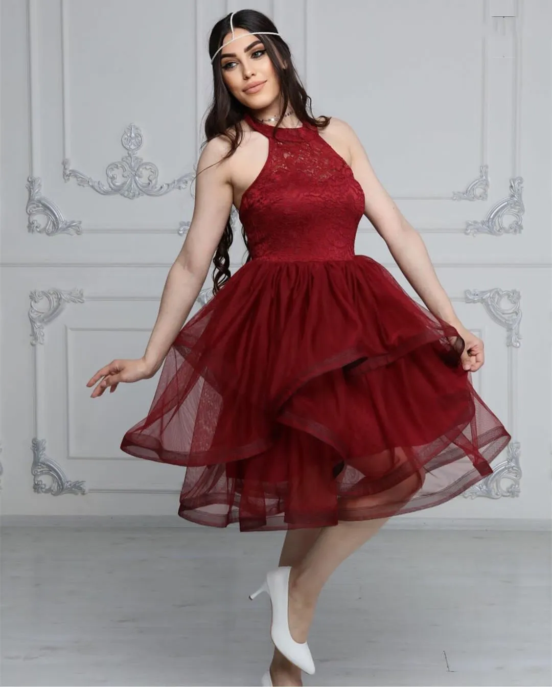 

Vintage Short Lace Burgundy Evening Dresses With Ruffles A-Line Knee Length Pleated Abendkleider Robes de Soirée for Women