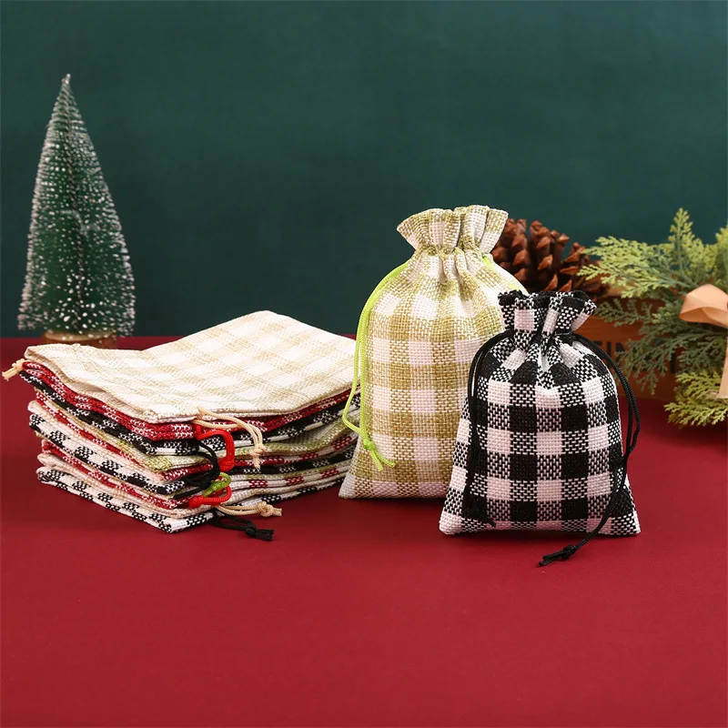 50 Pcs/lot 10*14, 13*18cm Lattice Cloth Drawstring Gift Bags Burlap Pouches Christmas Party Candy Bags Craft Supplies
