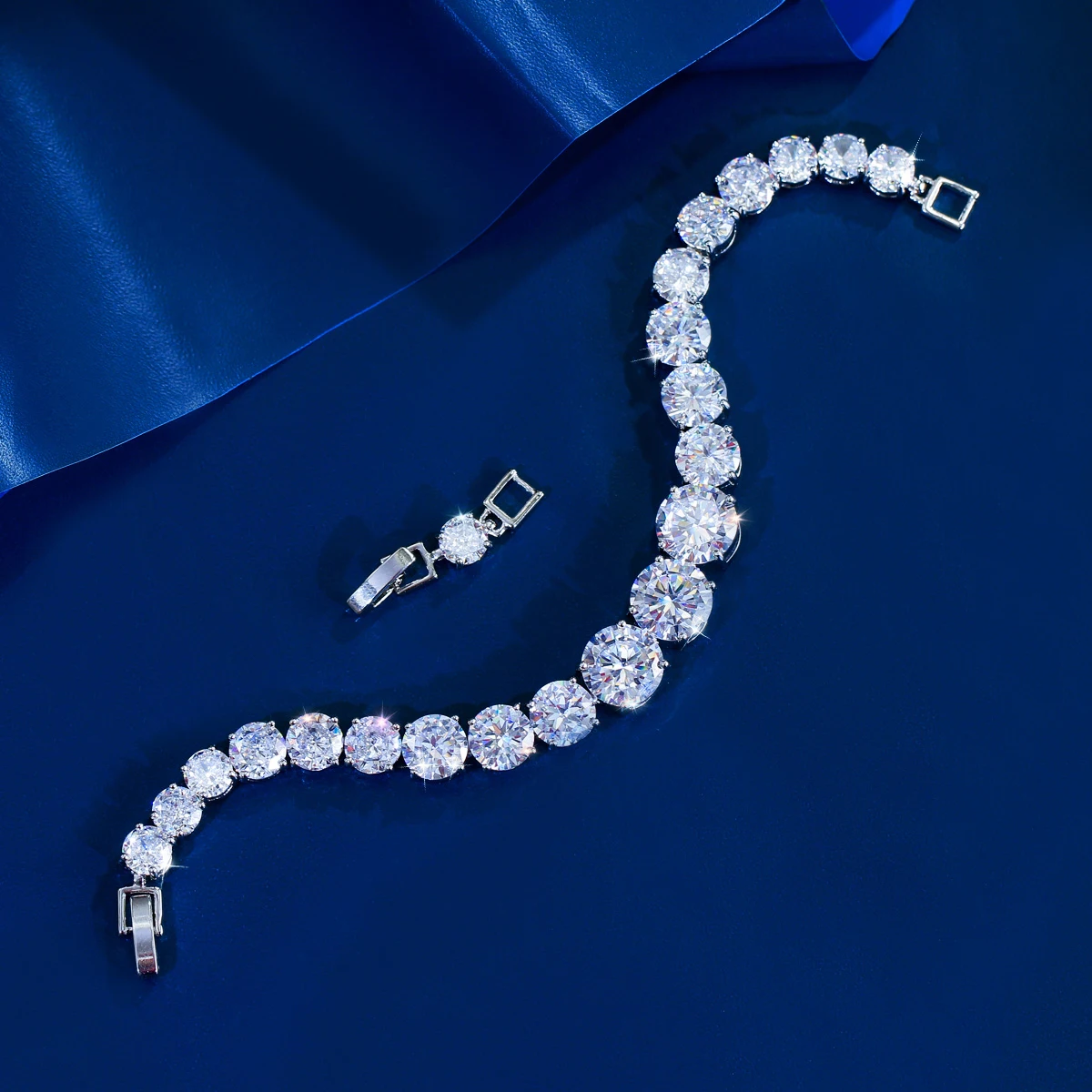 Bracelet Tennis En Plaqué Or Blanc Avec Zirconium Cubique - 7 Pouces - Mariage/Soirée