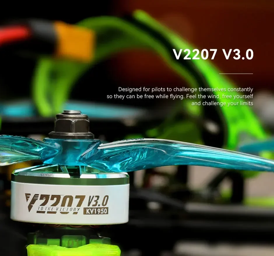 Lot de 4 moteurs Brushless V2306 2550kv pour drone FPV course, disposés en éventail