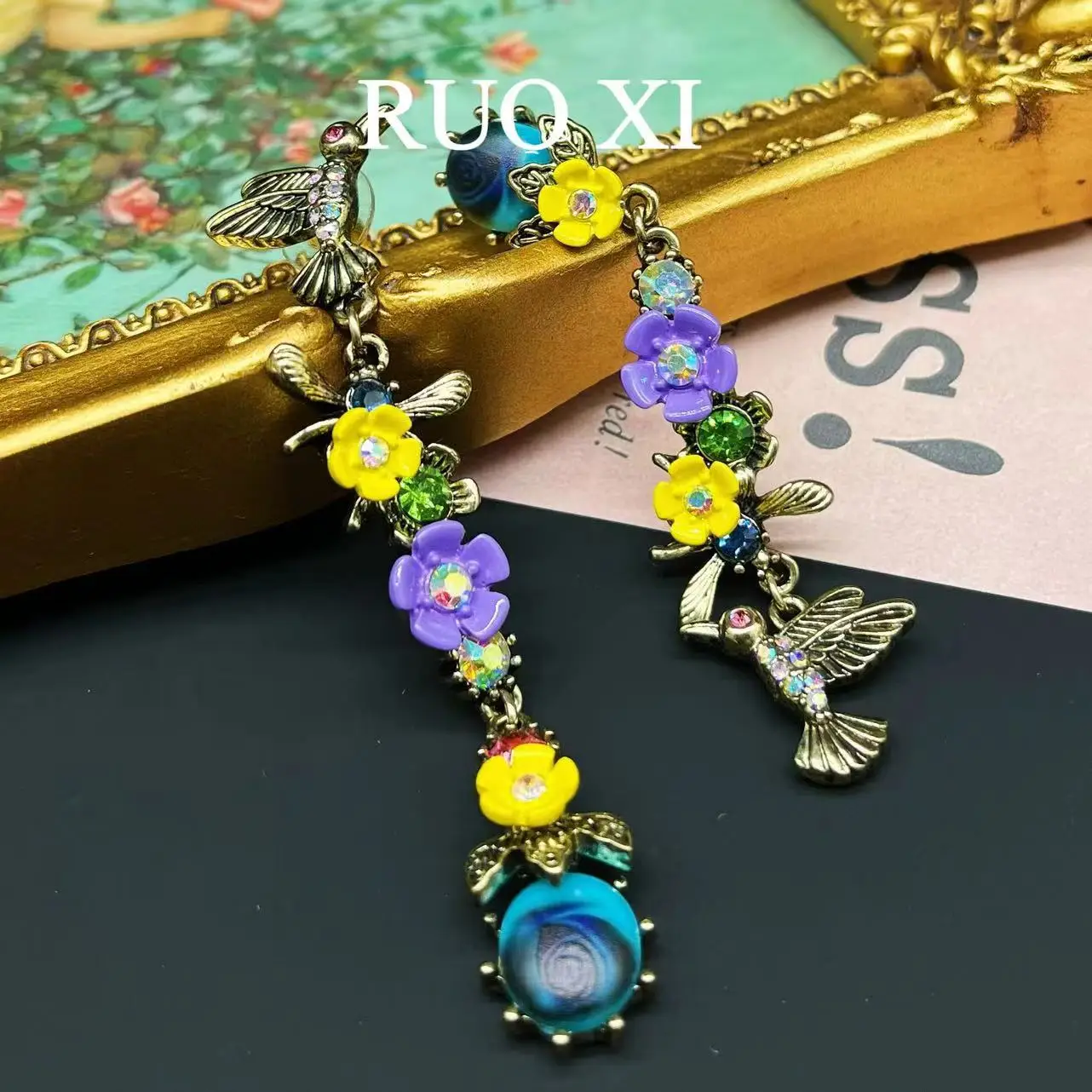 

Woman Earrings Sweet Retro Tassel Bird Flower Fragrance Cloisonn Enamel Earrings Wedding Treasure High-end Vintage Medieval