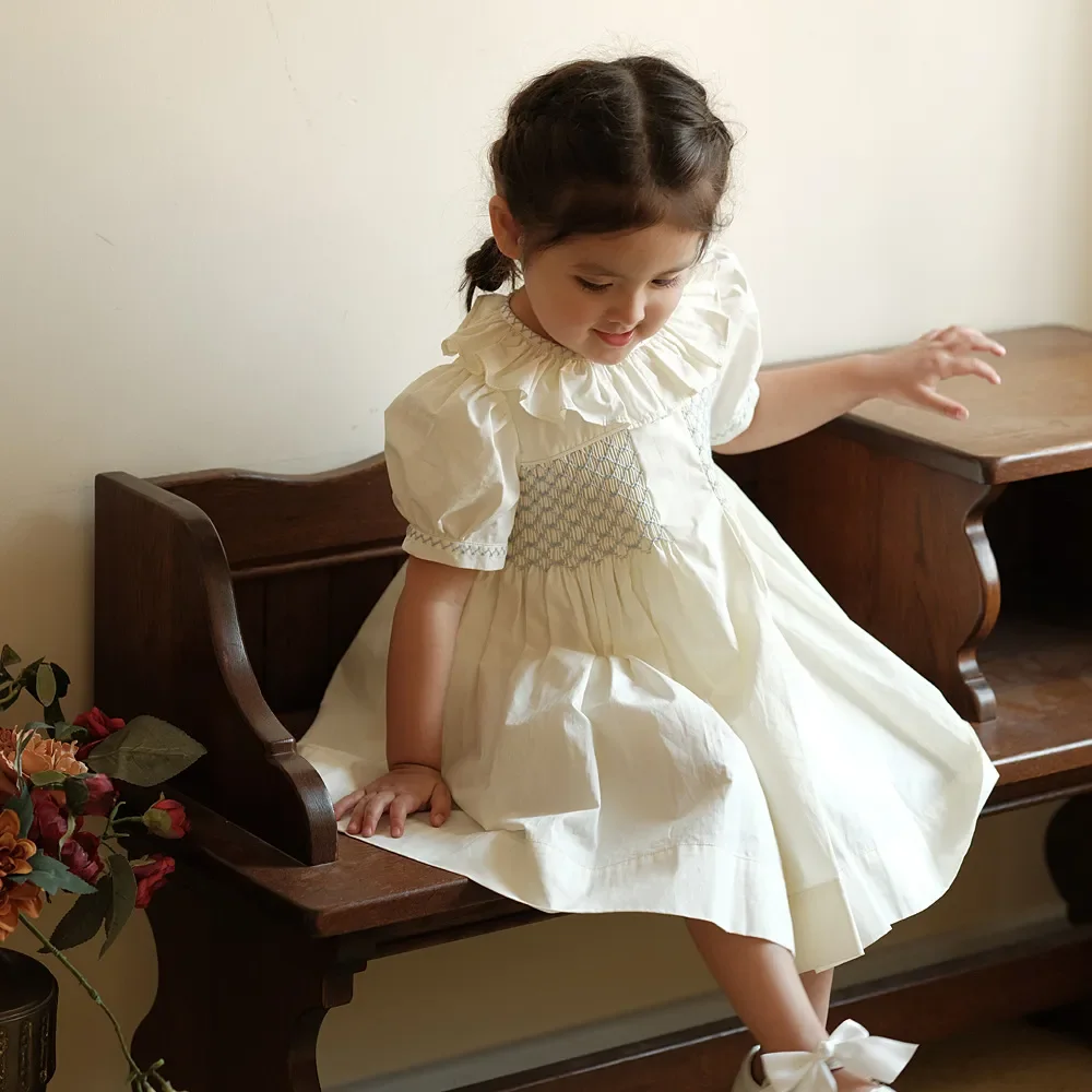

New Baby Girls Handmade Smocked Dress Children Princess Dresses Toddler Girl Embroidery Luxury Frocks Infant Clothes Baptism