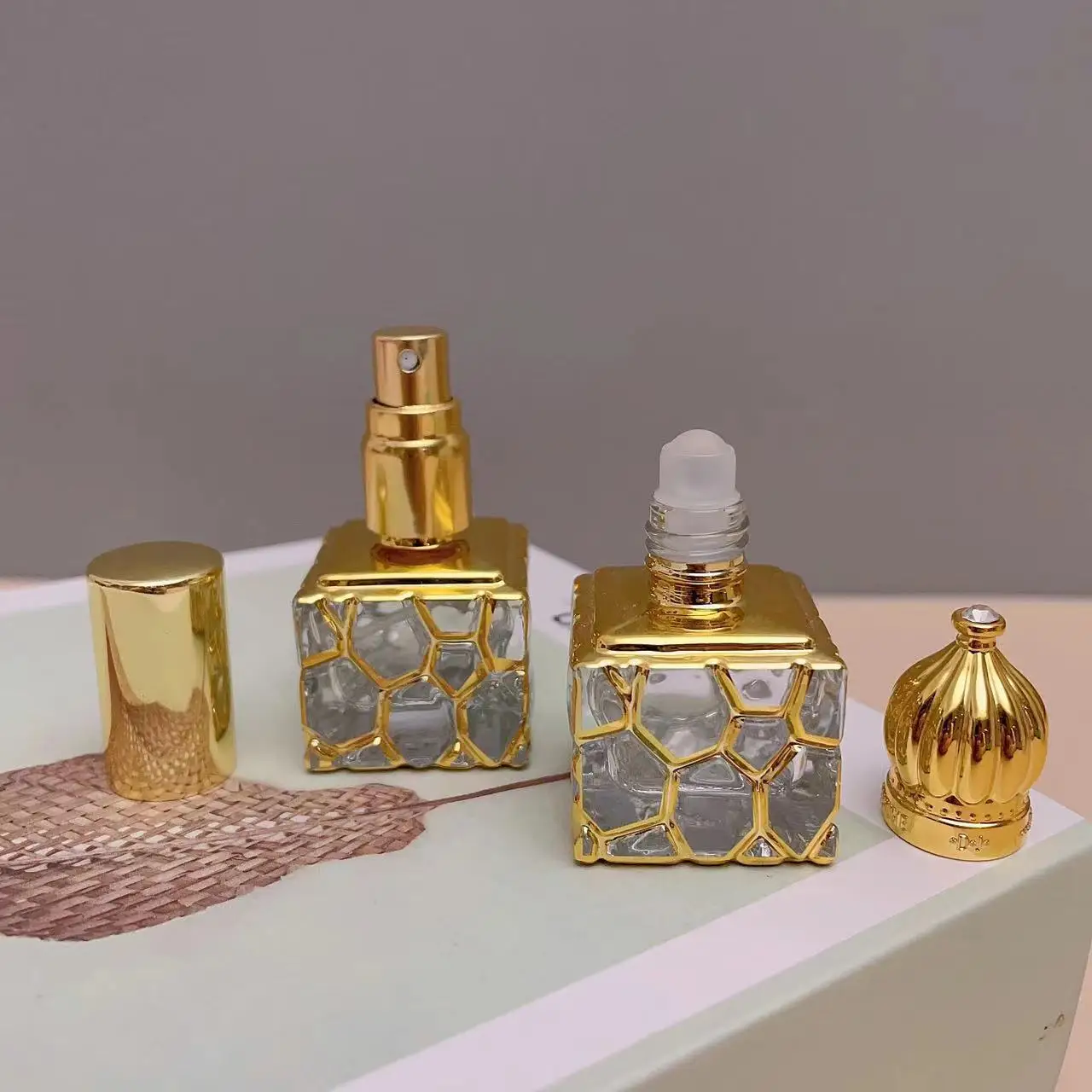 

10ml Perfume Dispenser Bottle Glass Bottle Spray Bottle Fine Plating Empty Bottle Essential Oil Massage Rollerball Bottle