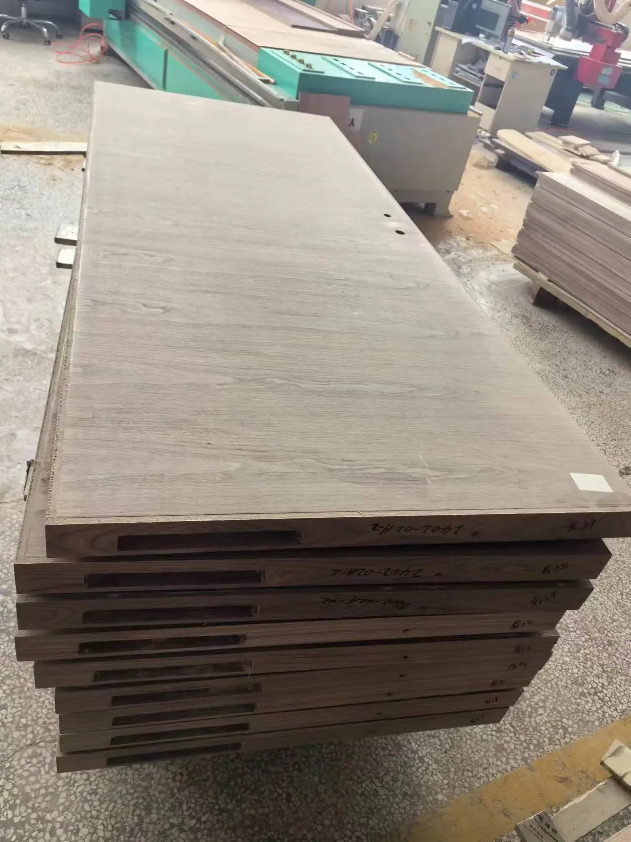 Modern Design Solid Wood Classroom Timber Fireproof Door 1.5 Hour Polyurethane Paint for School & Hotel 5