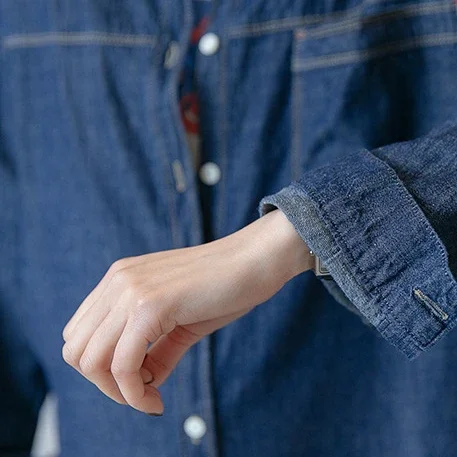 용수철 긴팔 재킷, 데님 촉감, 트렌디한 디자인, 패셔너블한 엄마
