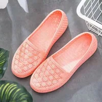 Sandales pour femmes 2025 été nouvelle mode pince orteil plat tongs pour femmes plage en cuir PU décontracté dames pantoufles Zapatos Mujer 4