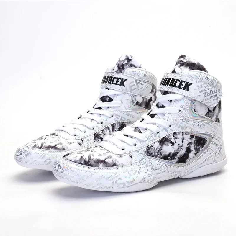New Boxing Shoes Men Women Flighting Boots for Men Women Light Weight Wrestling Sneakers Anti Slip Wrestling Shoes