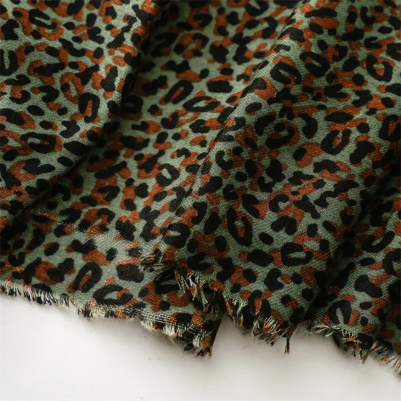 Winter Sexy Leopard Dot Fringe Viskose Schal Schal Dame Hohe Qualität Druck Weiche Pashmina Stola Bufandas Moslemisches Hijab 180*90 cm – Detail 17