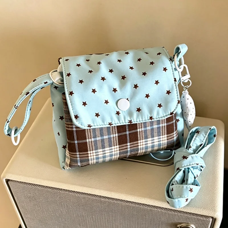B-Crossbody bag