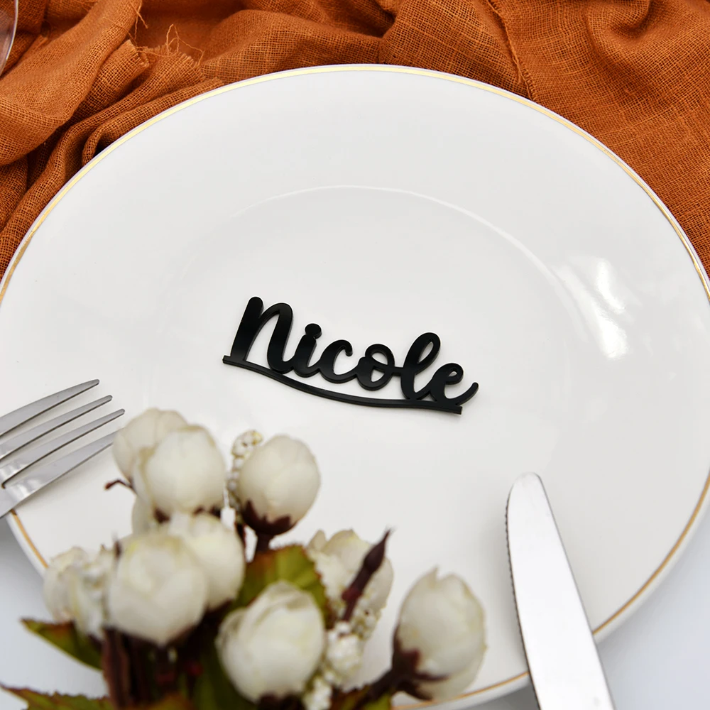 

Custom Wedding Place Card, Personalized Names, Place Settings, Guest Name Tags, Party Decoration, Wedding Signs, Calligraphy