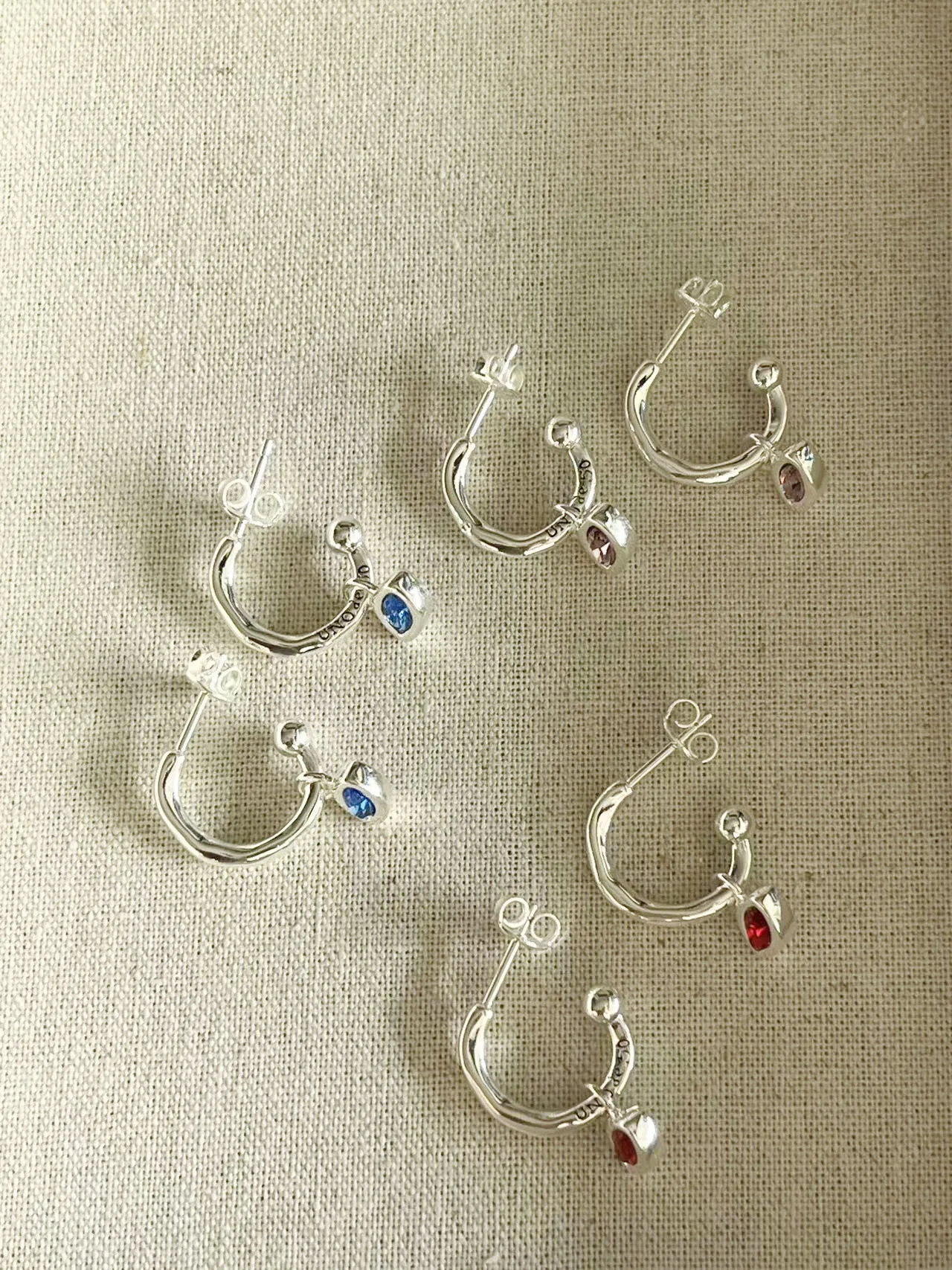 YS 2023 New UNOde50 Spanish Bestselling Exquisite Blue Gem Trend Fashion Women's Earrings Jewelry Gift Bag