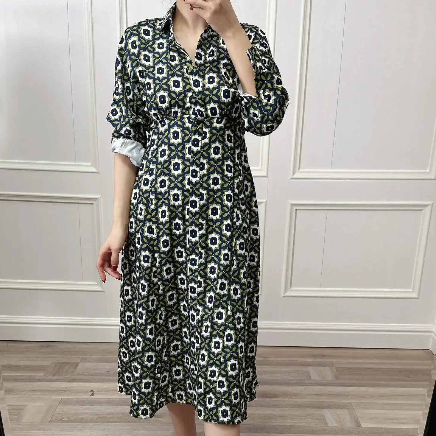 

2024 Spring Summer Fresh Lapel Long-sleeved Three-dimensional Geometric Pattern Printed Green Women Long Dress