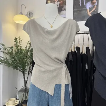 Abbigliamento da donna Camicie lavorate a maglia con maniche volanti piccole Estate Due modi di indossare T-shirt eleganti Lady Slash Neck Top chic irregolari 1