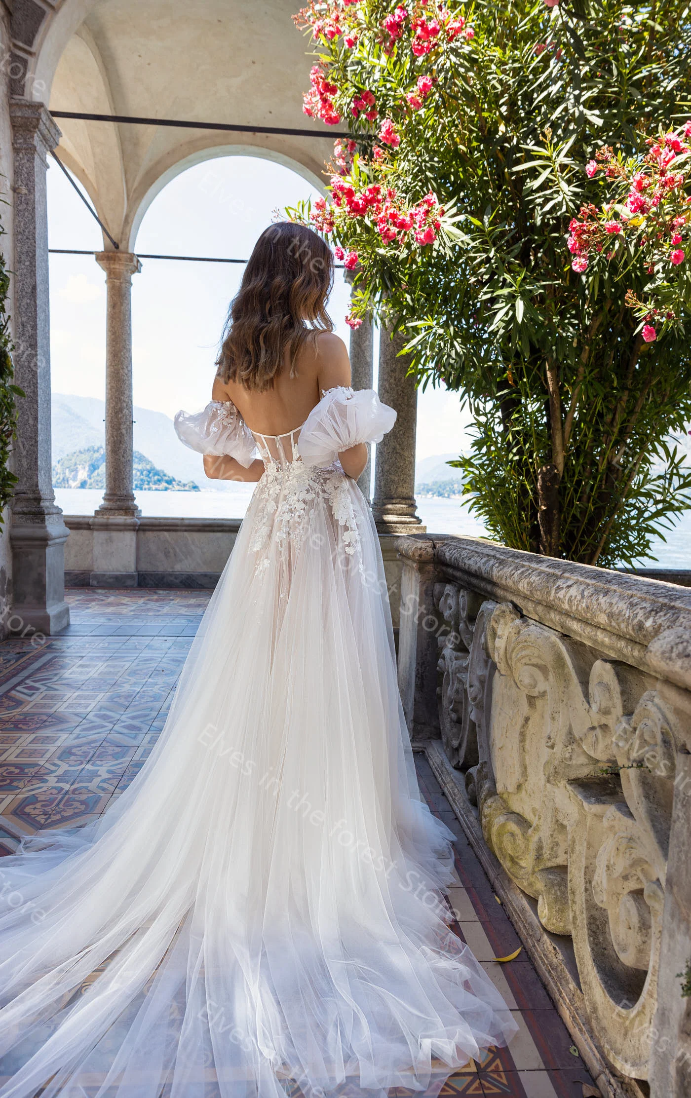Vintage Beach A Line Women Wedding Dresses Soft Lace Appliqued Bridal Gowns Sexy Backless Sweep Train Female Vestidos De Mariee