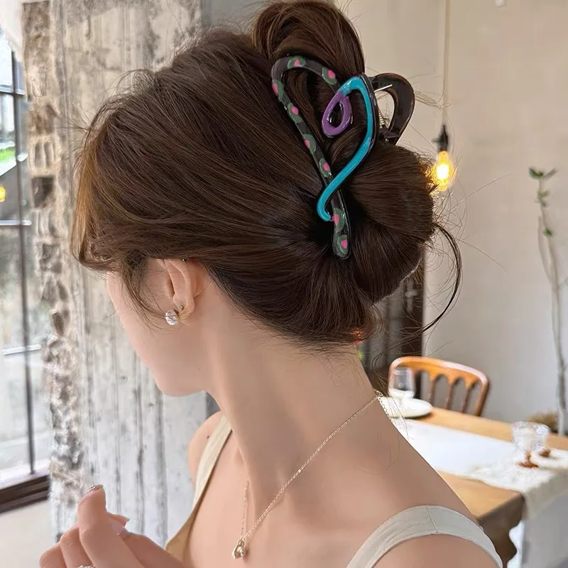 French Simple Hair Claw Women Large Hair Crabs Clip Female High-End Shark Clip New Back Head Hair Claws Hairpin Accessories