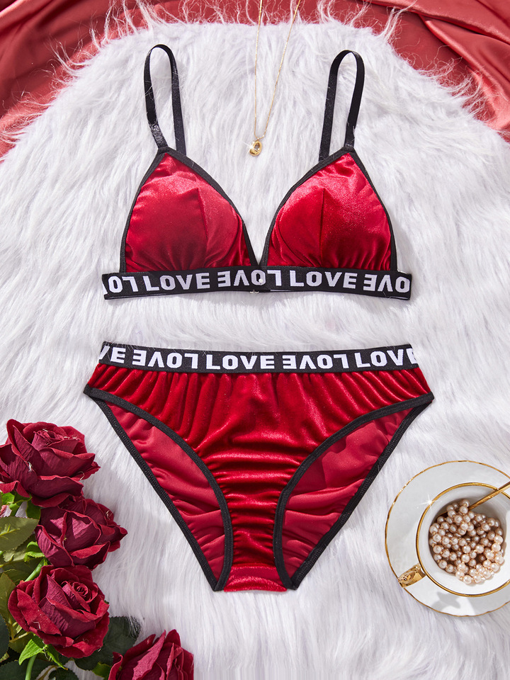 New sexy lingerie sexy lingerie suit beautiful back thin French triangle cup sexy bra bra bra panties suit for  women