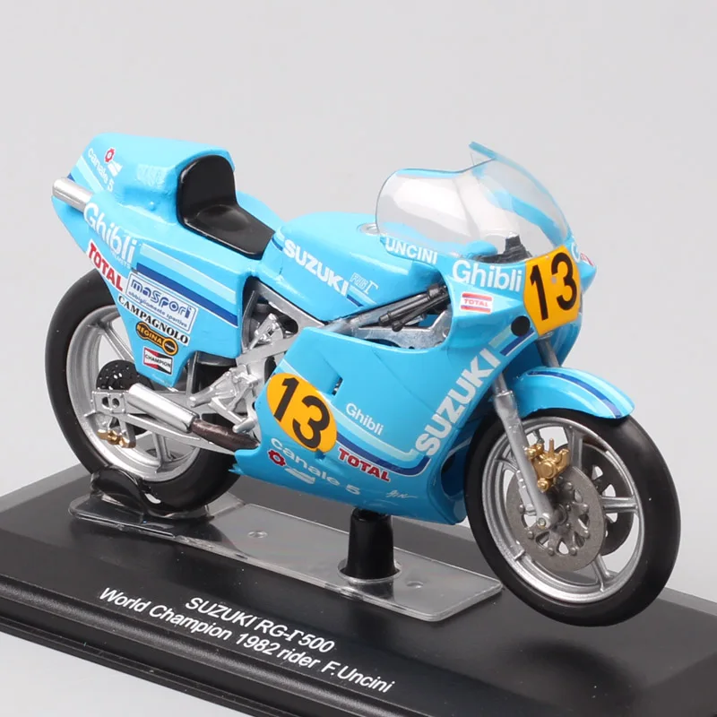 Italeri 1:22 Scale Suzuki RG 500 World Champion 1982 Rider #13 Franco Uncini GP Racing Bike Diecast Toy Vehicle Model Motorcycle