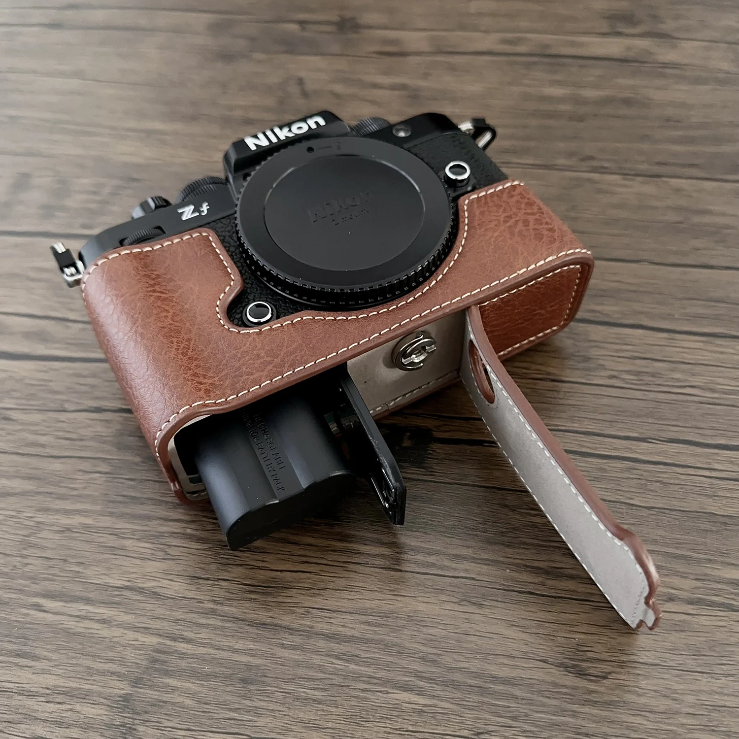 ポータブルPUレザーカメラバッグカバー、ストラップ付き保護ベース