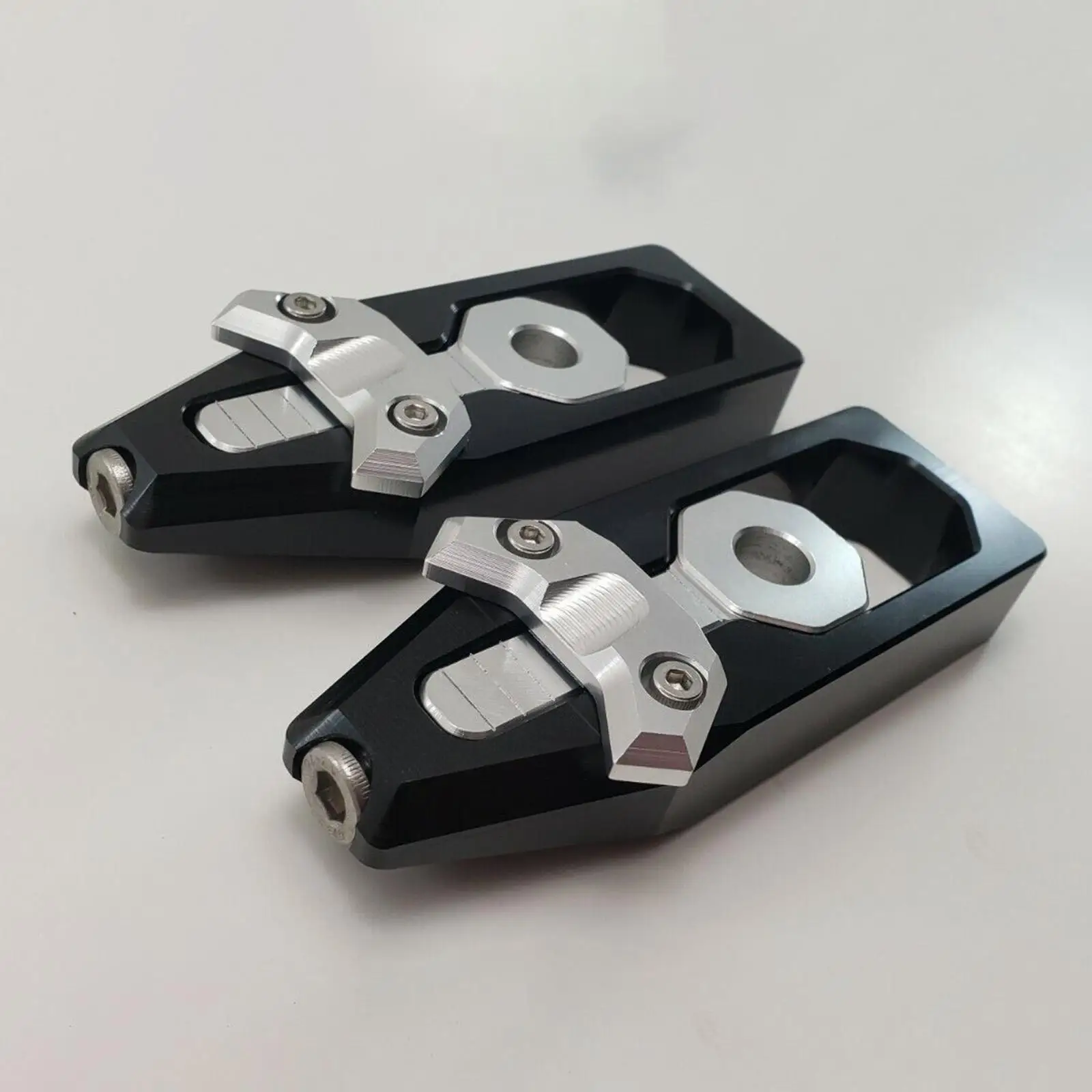 2PcsMotorcycleChainAdjustingAlignmentToolChainAdjusterKit