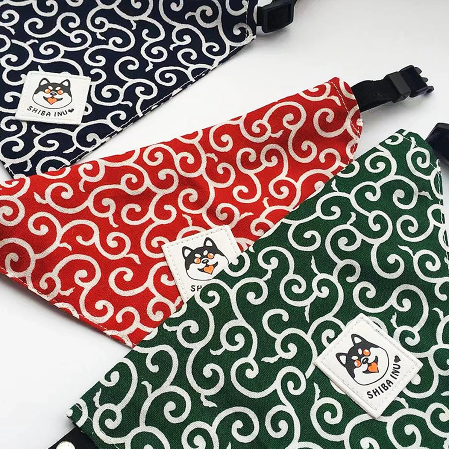 Dog Accessories Pet Dog Bandana Collar Collar Neckerchief Cute Puppy and Shiba Inu Printed Triangle Neck Scarf Saliva Dog Collar