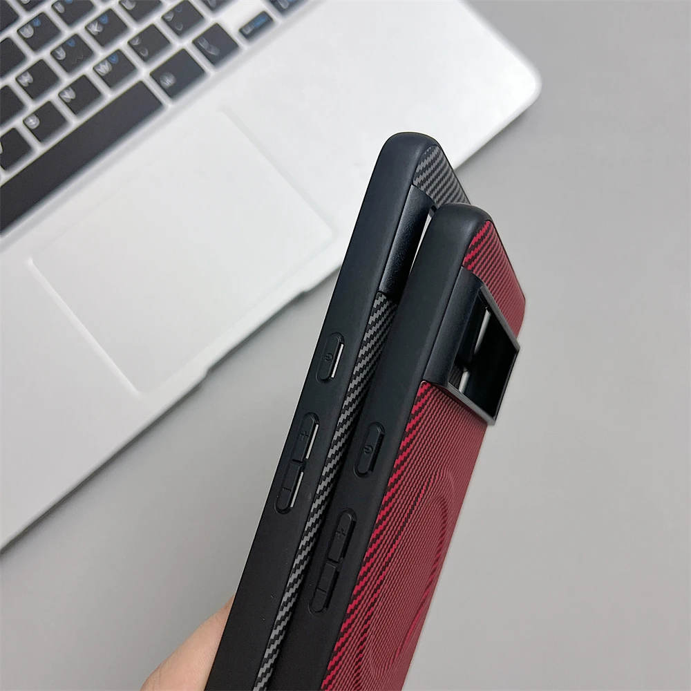 Matte Slim Carbon Fiber Pattern Magnetic Phone Case - Hard Armor Cover