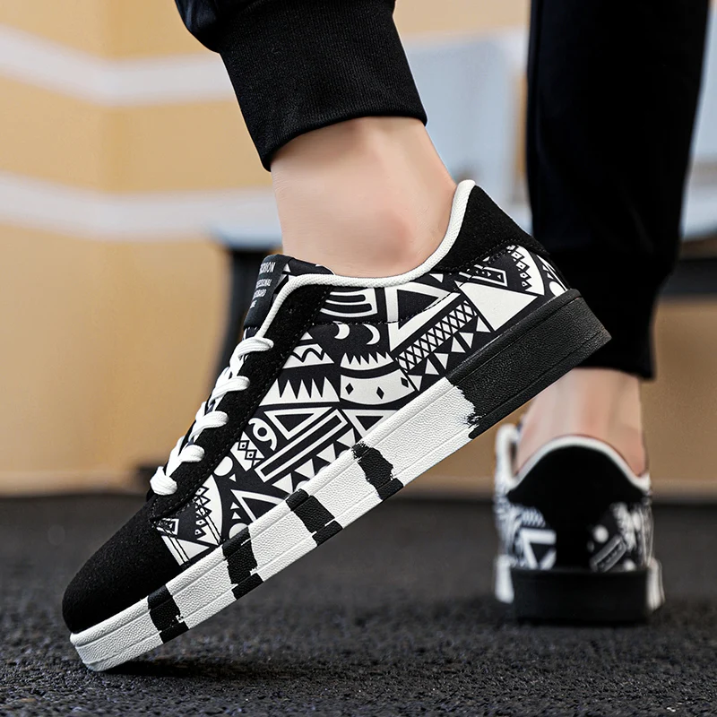YRZL Skateboard Canvas Sneakers Casual Breathable Walking Lightweight Flat Shoes For Men Street Trend Sport Shoe_vogvips.com