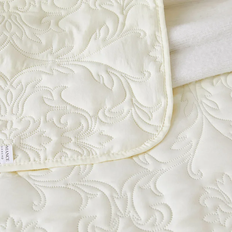 Milk White Quilted Bedspread Bed Cover, 220x240cm, Luxury Nordic Decorative Coverlet, King Size Bedspread, printed bedspread