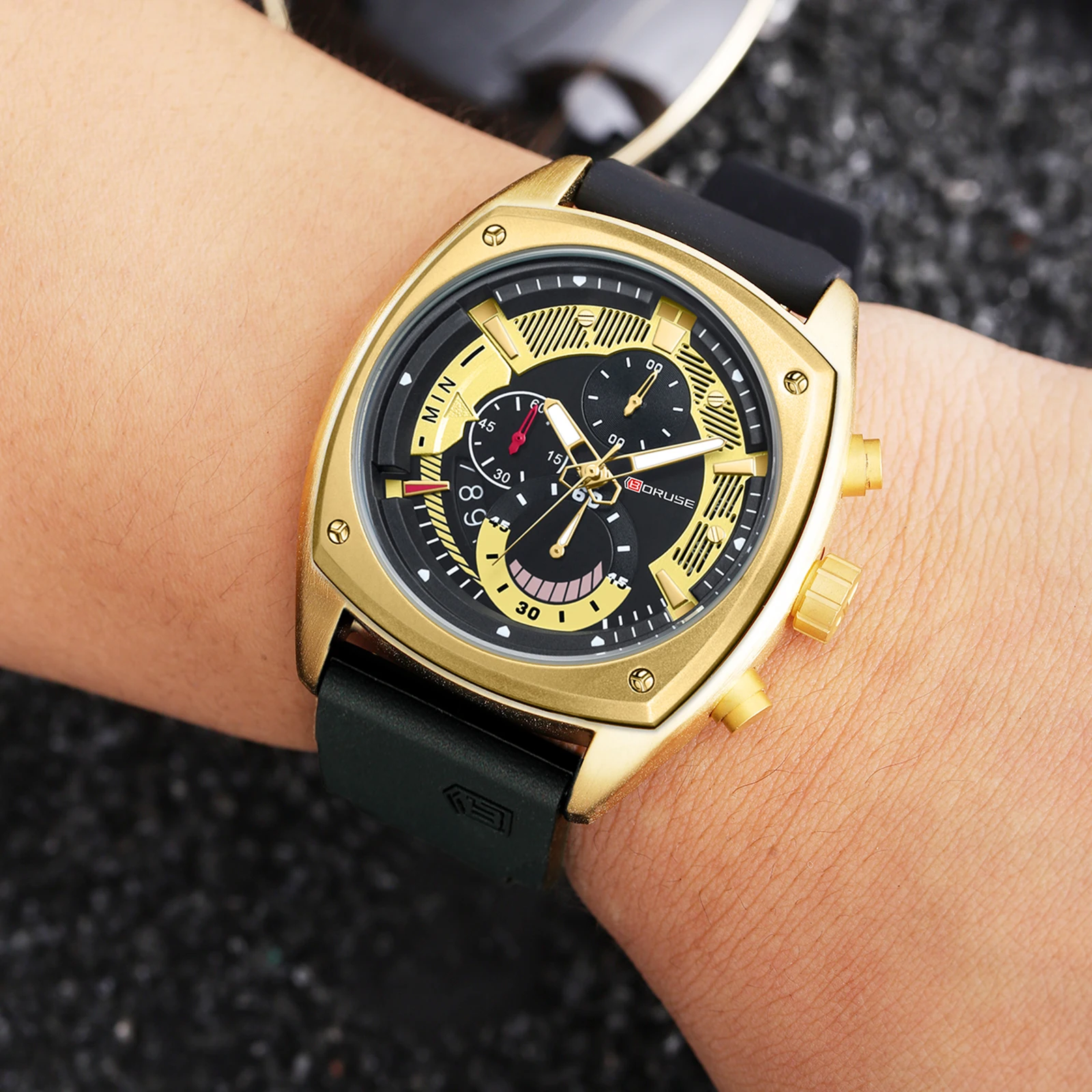 BORUSE  Luxury Business Watch For Men Fashion Silicone Square Watch Men Casual Sport Waterproof Quartz Clock Male Reloj Hombre
