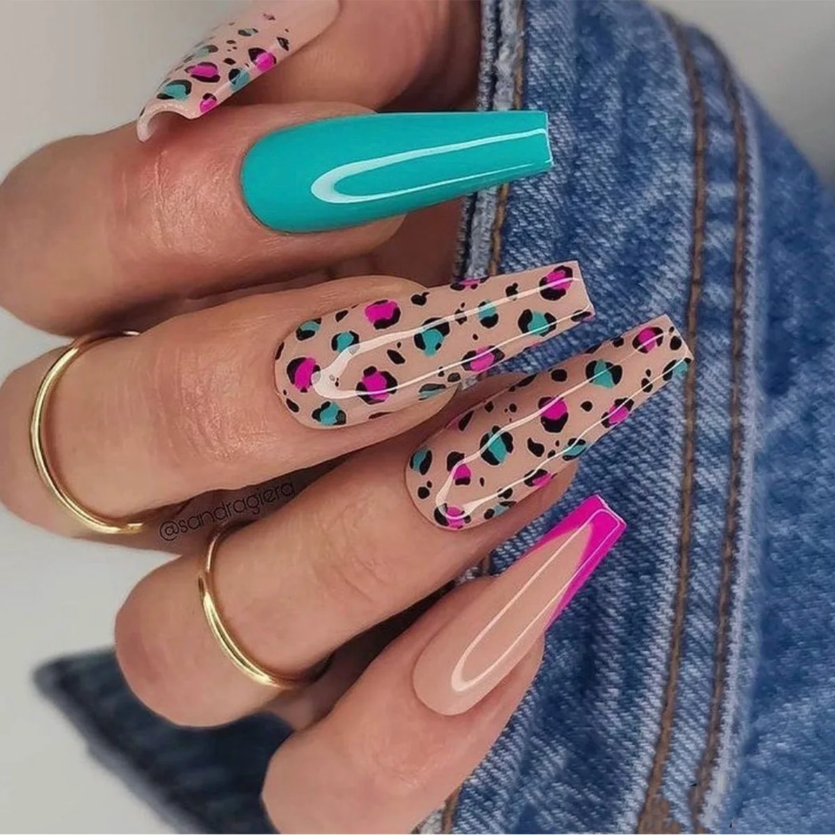 Uñas artificiales de 24 piezas con diseño de leopardo colorido, Uñas  postizas de cobertura completa con pegamento, uñas acrílicas, manicura DIY  - AliExpress Belleza y salud