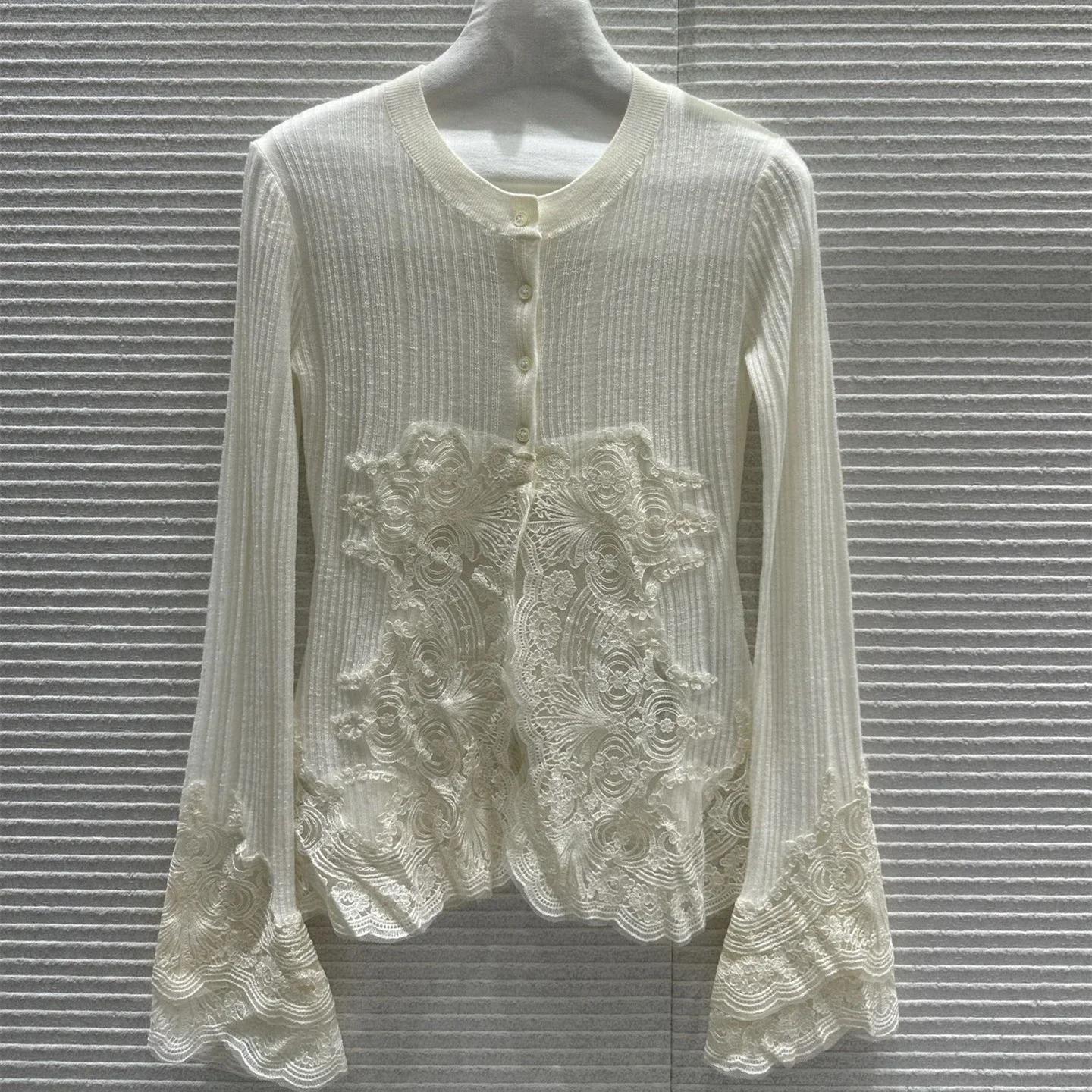 Kristel® | Elegant short women's cardigan Calido main image 0