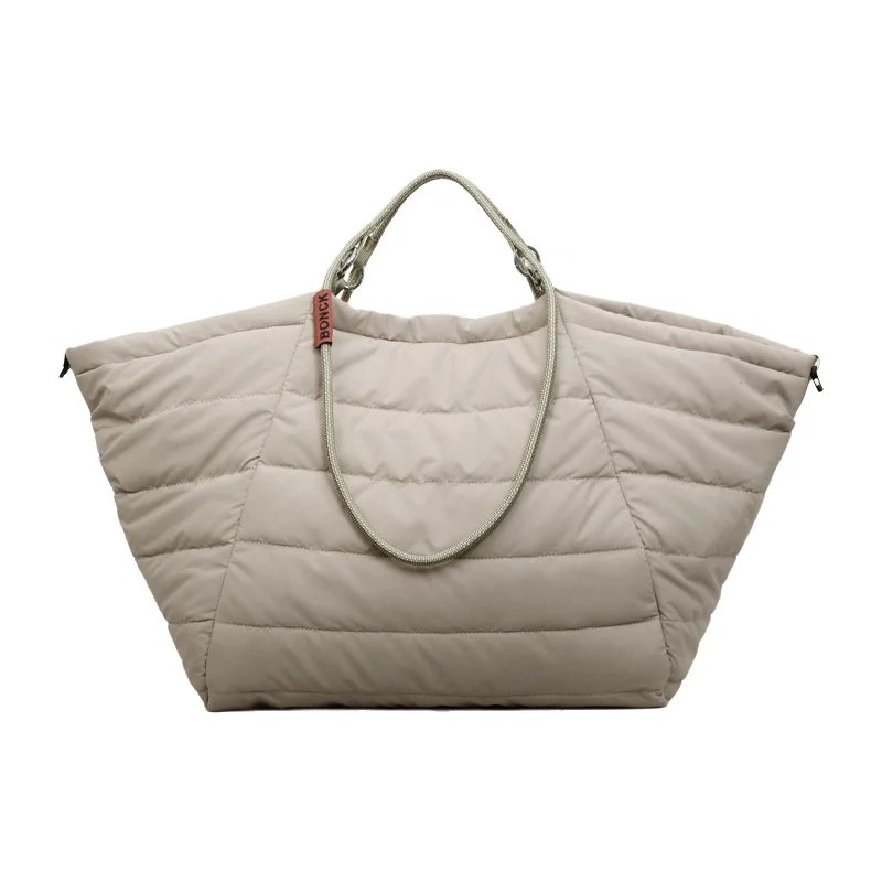 Fashionable Minimalist Cotton Tote Bag - Lightweight and Versatile for Outdoor Commute and Travel