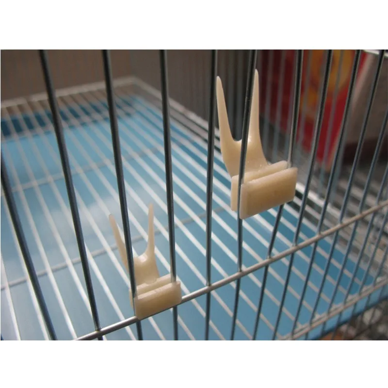 1 Pcs Bird Parrot Fruit Fork Pet Supplies Plastic Food Rack Cage Feeding Pet Supplies Fruit Snack Fork Bird Cage Accessories Parrot Feeder Bird Feeder