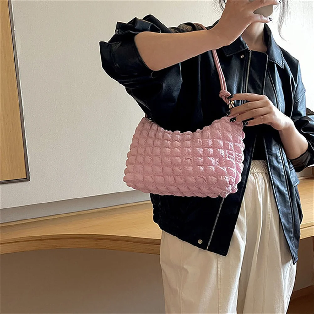 Quilted Padded Crossbody Bag for Women 2023 Pleated Bubbles Cloud Shoulder  Bags Large Bucket Tote Designer Bag Ruched Handbags