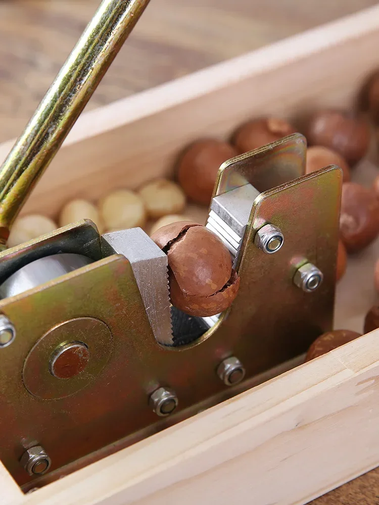Macadamia Nut Shell Opening Machine Household Walnut Tools Raw Peeling Artifact Breaker