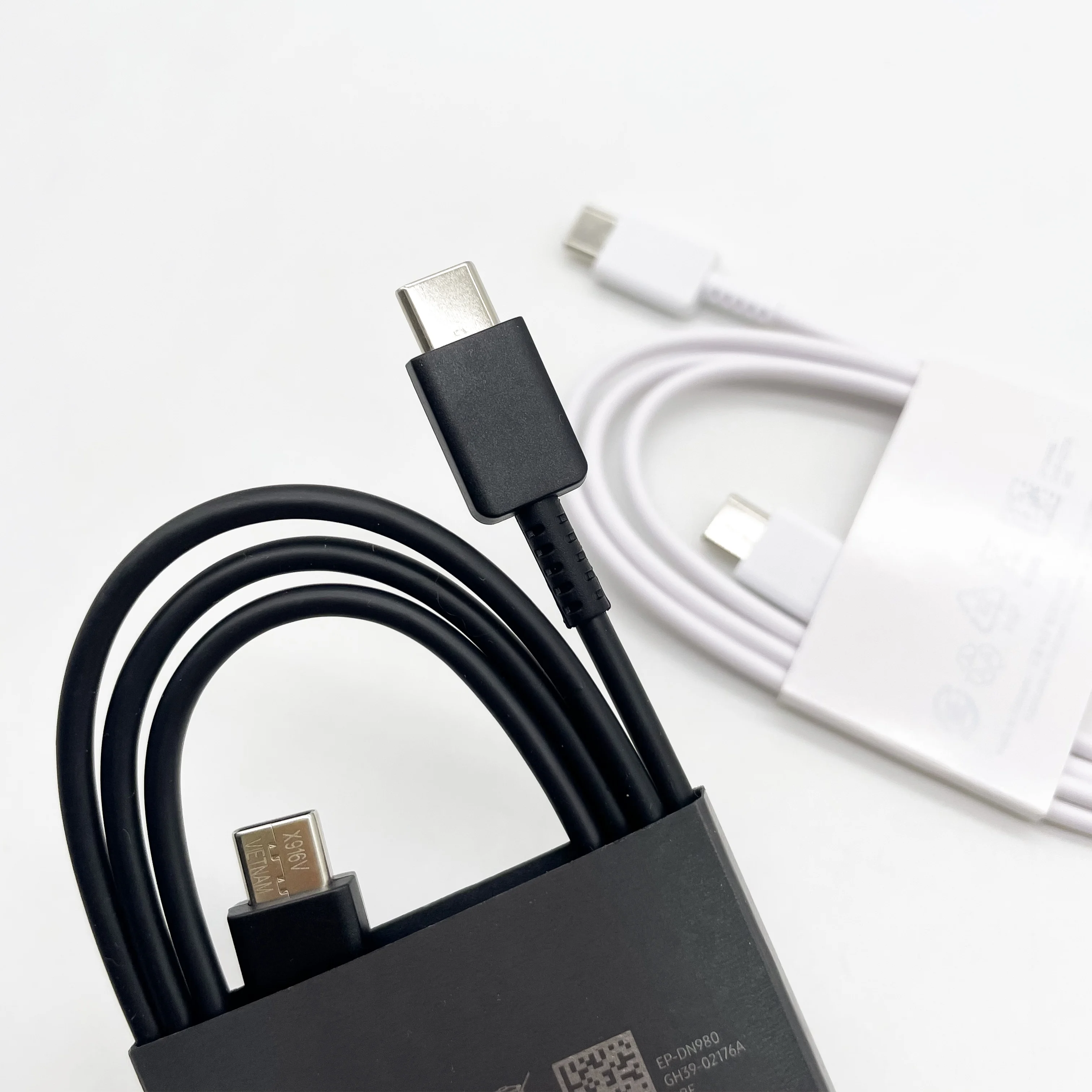 High-Speed 60W USB-C Charger with Super Fast PPS Power Adapter