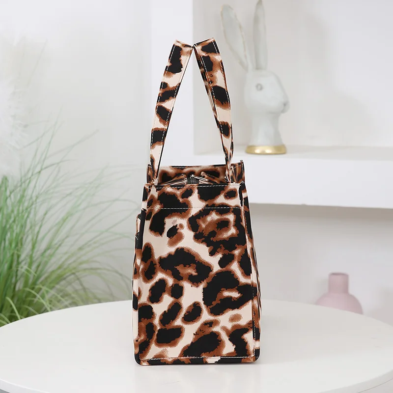 Neu eingetroffene Nylon-Pendler-Lunchtasche mit großer Kapazität, tragbare Lebensmittelaufbewahrungshandtasche, ideal für Arbeit, Mittagessen und Mama-Essentials – Detail 6