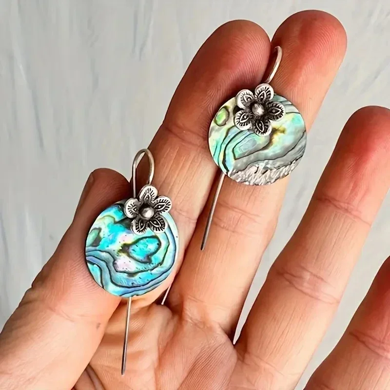 

Bohemia Abalone Shell Hook Earrings Round Dangle Earring Handmade Flower Charms Fashion Jewelry for Women Gifts