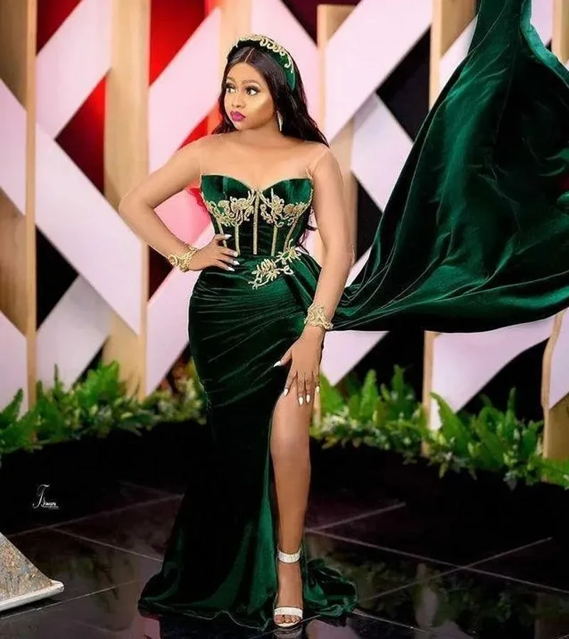 

Emerald Green African Prom Formal Dress 2023 Sexy Slit Lace Sweetheart Arabic Aso Ebi Velvet Evening Birthday Party Gowns